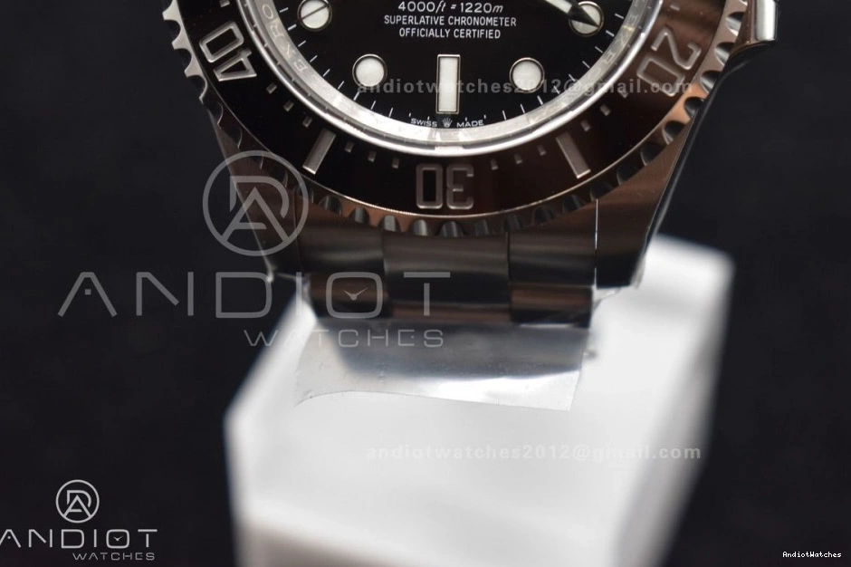 VSF 454 904L SS 43mm 126600 Seadweller VS SS Supportive Blk 0122
